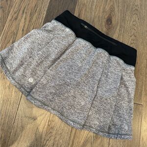 lululemon athletica Black and Gray Mini Skort Tall Length